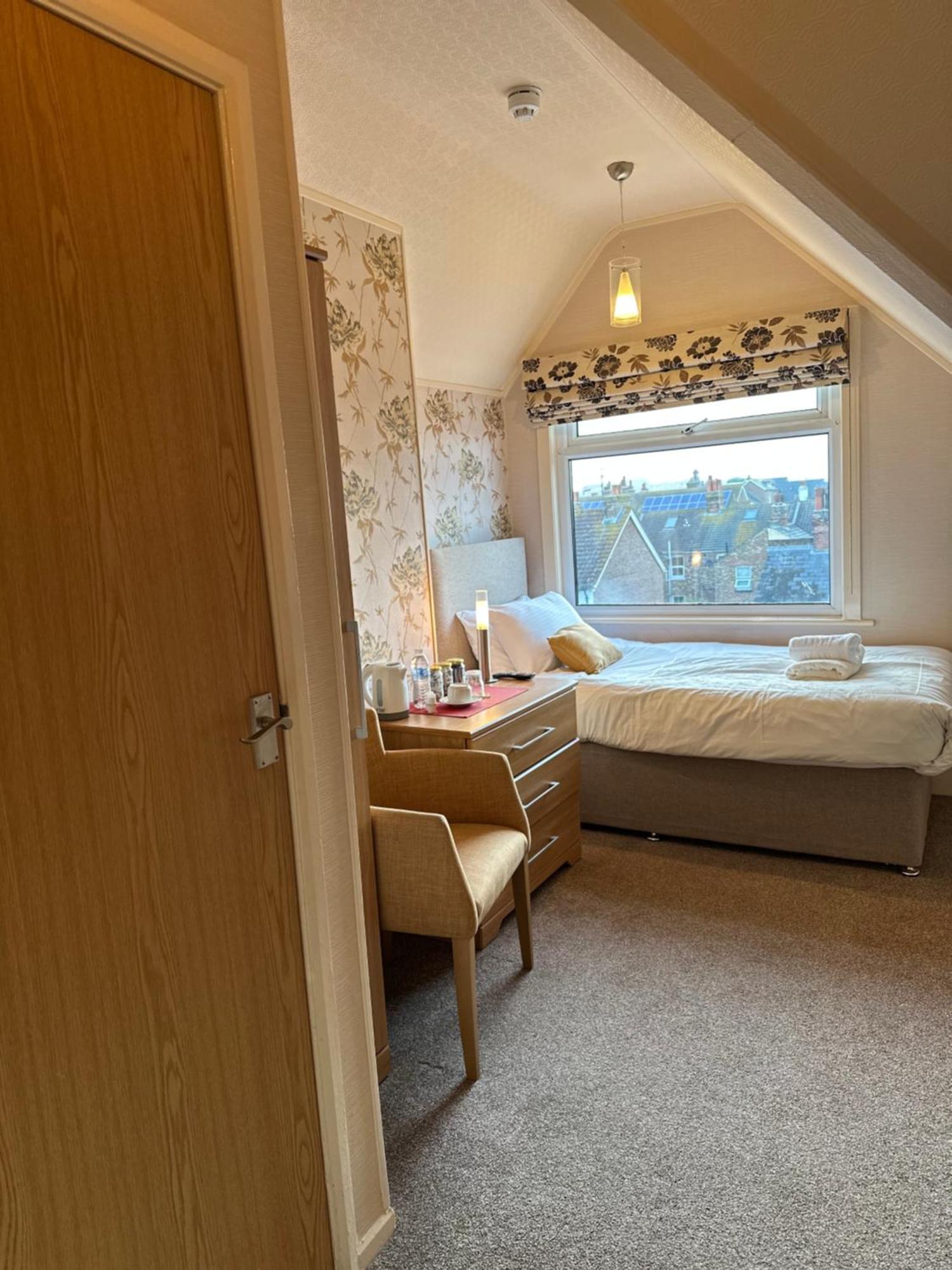 Devonia Express Hotel Eastbourne Luaran gambar